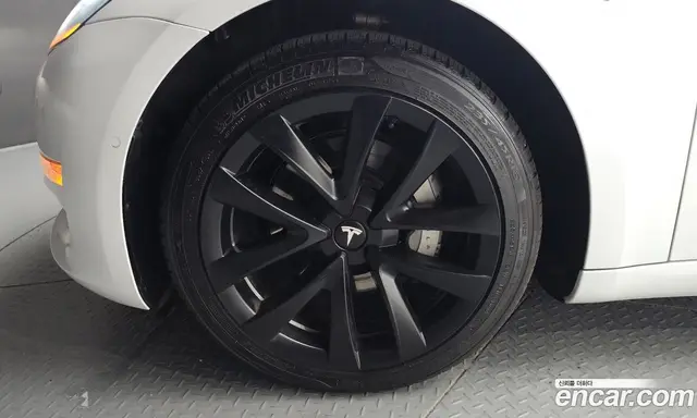 Tesla Model 3 2020 0.2 автомат (гидро), миниатюра 5 Tesla Model 3 2020 0.2 автомат (гидро), миниатюра 5