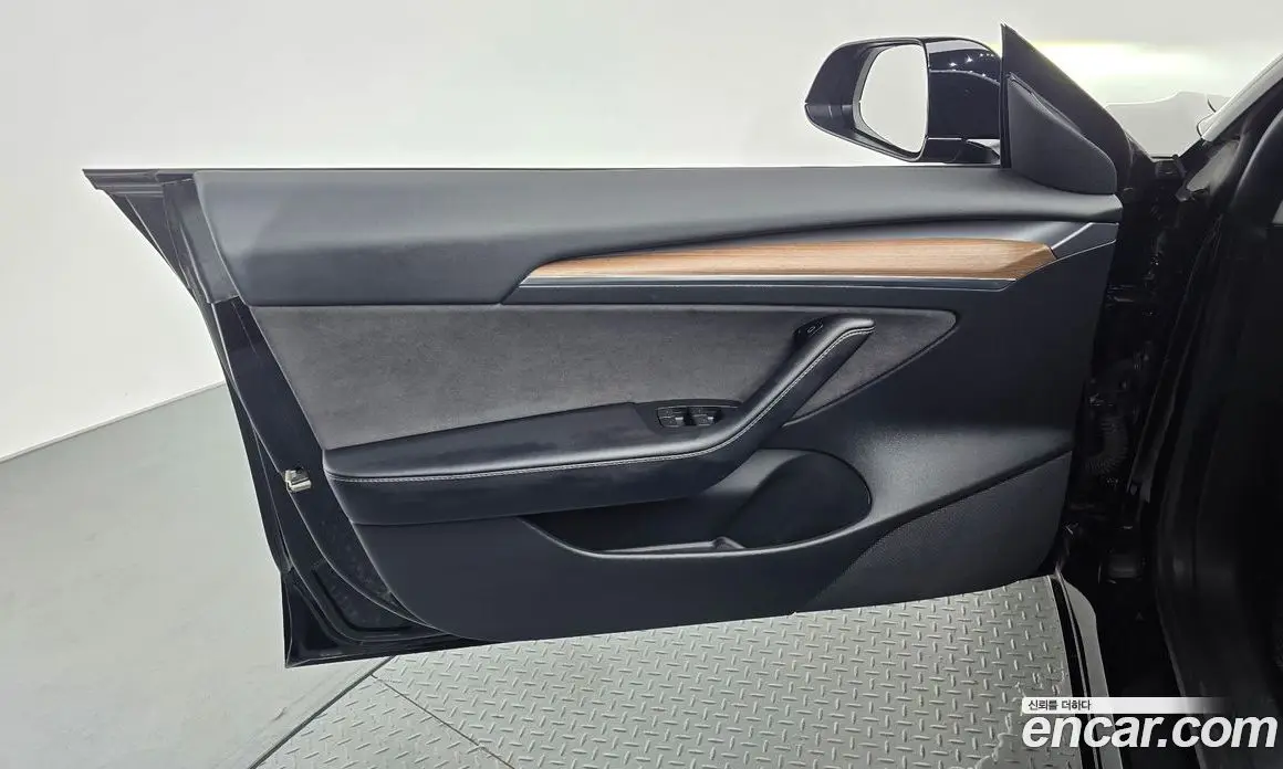 Tesla Model 3 2022 0.2 автомат (гидро), фото 13
