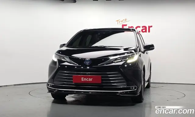 Toyota Sienna 2022 2.5 автомат (гидро), миниатюра 2