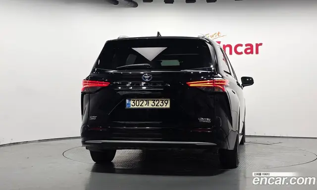 Toyota Sienna 2022 2.5 автомат (гидро), миниатюра 3
