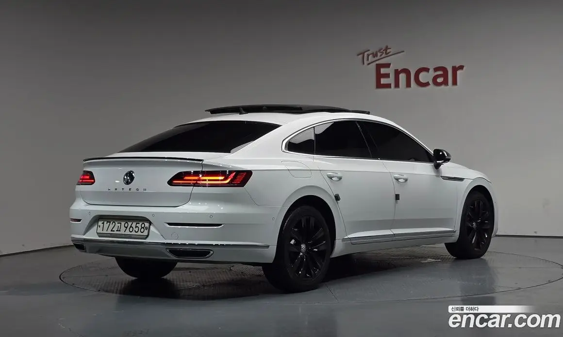 Volkswagen Arteon 2019 2.0 автомат (гидро), фото 1 Volkswagen Arteon 2019 2.0 автомат (гидро), фото 1