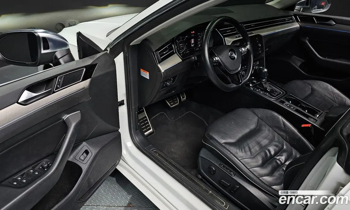 Volkswagen Arteon 2019 2.0 автомат (гидро), фото 13 Volkswagen Arteon 2019 2.0 автомат (гидро), фото 13