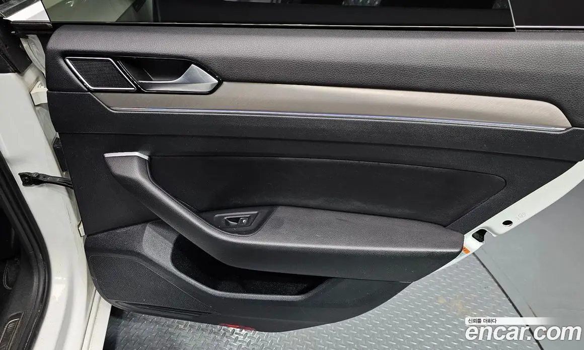 Volkswagen Arteon 2019 2.0 автомат (гидро), фото 15 Volkswagen Arteon 2019 2.0 автомат (гидро), фото 15