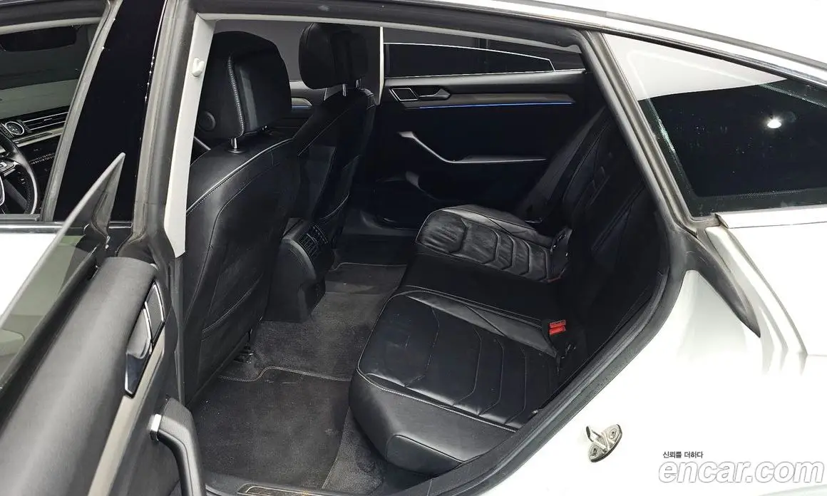 Volkswagen Arteon 2019 2.0 автомат (гидро), фото 18 Volkswagen Arteon 2019 2.0 автомат (гидро), фото 18