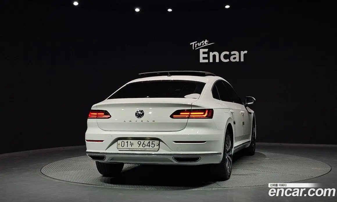 Volkswagen Arteon 2019 2.0 автомат (гидро), фото 4 Volkswagen Arteon 2019 2.0 автомат (гидро), фото 4