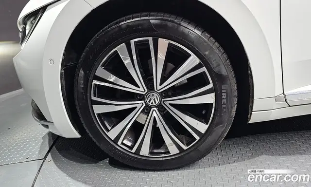 Volkswagen Arteon 2019 2.0 автомат (гидро), миниатюра 5 Volkswagen Arteon 2019 2.0 автомат (гидро), миниатюра 5