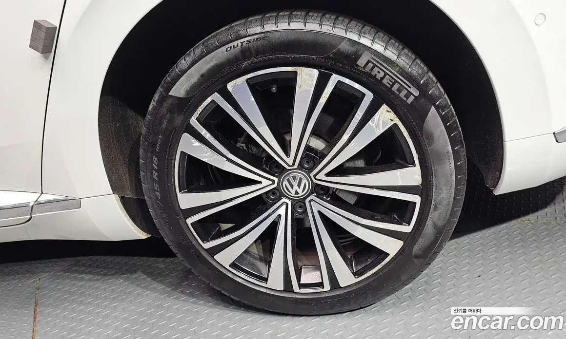 Volkswagen Arteon 2019 2.0 автомат (гидро), фото 7 Volkswagen Arteon 2019 2.0 автомат (гидро), фото 7