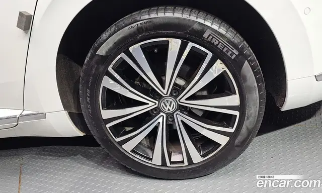 Volkswagen Arteon 2019 2.0 автомат (гидро), миниатюра 7 Volkswagen Arteon 2019 2.0 автомат (гидро), миниатюра 7