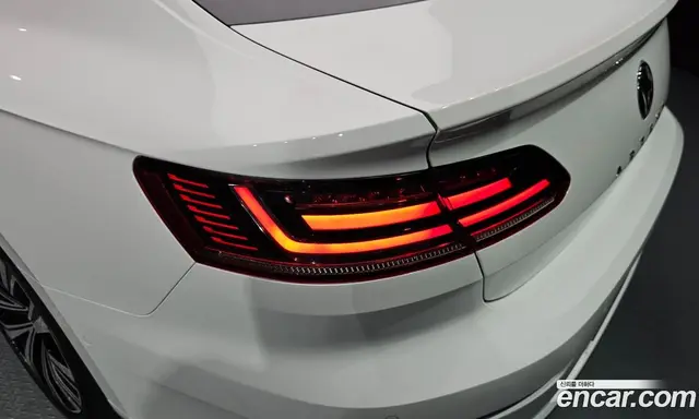 Volkswagen Arteon 2019 2.0 автомат (гидро), миниатюра 9 Volkswagen Arteon 2019 2.0 автомат (гидро), миниатюра 9