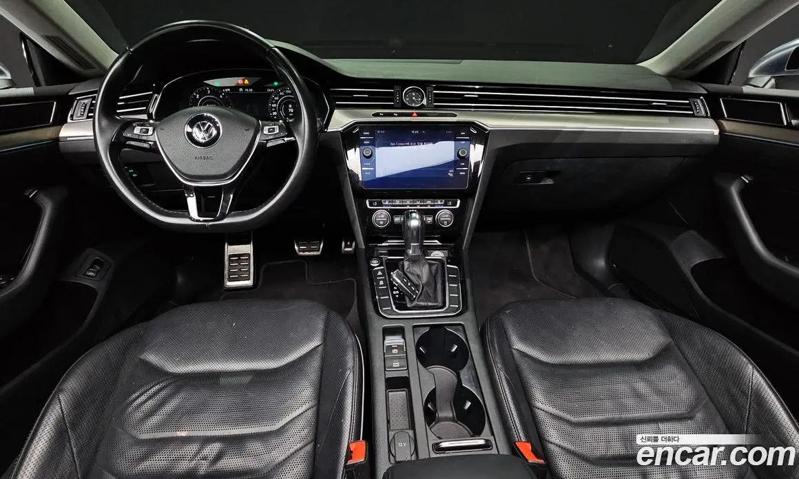 Volkswagen Arteon 2019 2.0 автомат (гидро), фото 10 Volkswagen Arteon 2019 2.0 автомат (гидро), фото 10