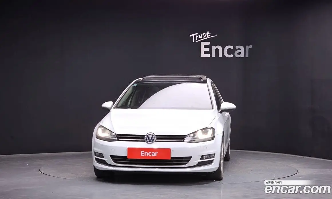 Volkswagen Golf 2015 2.0 автомат (гидро), фото 2 Volkswagen Golf 2015 2.0 автомат (гидро), фото 2