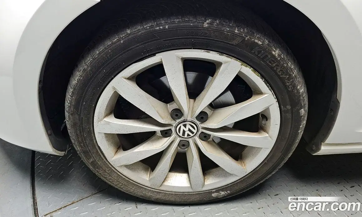 Volkswagen Golf 2015 2.0 автомат (гидро), фото 4 Volkswagen Golf 2015 2.0 автомат (гидро), фото 4