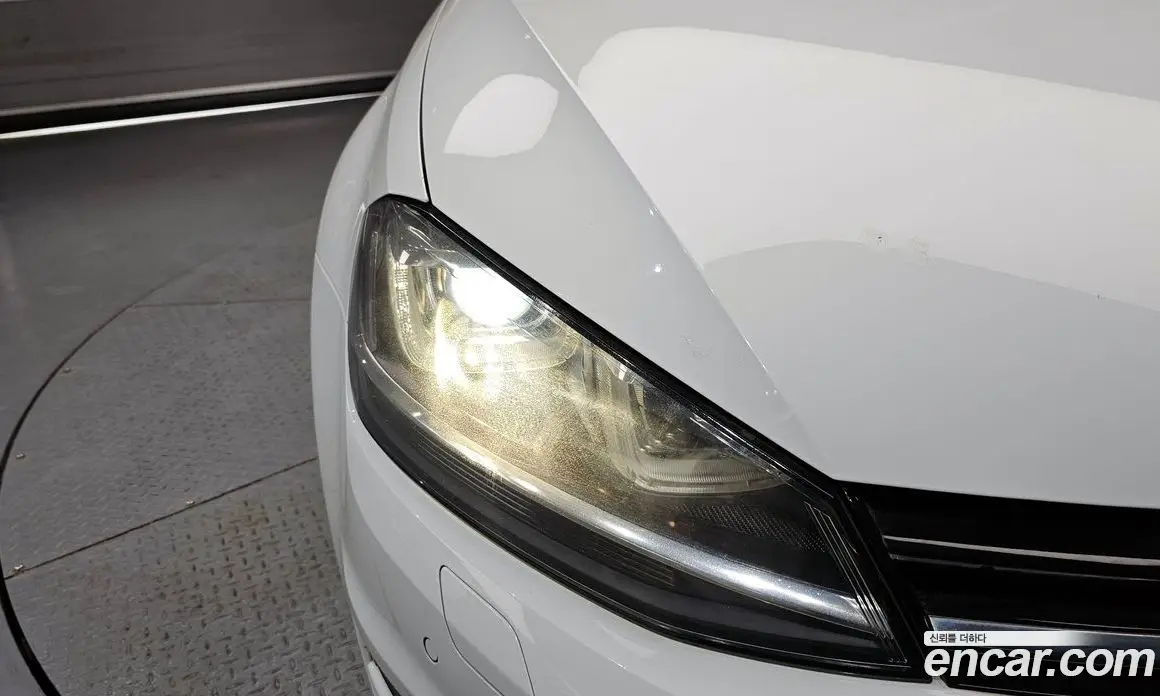Volkswagen Golf 2015 2.0 автомат (гидро), фото 7 Volkswagen Golf 2015 2.0 автомат (гидро), фото 7