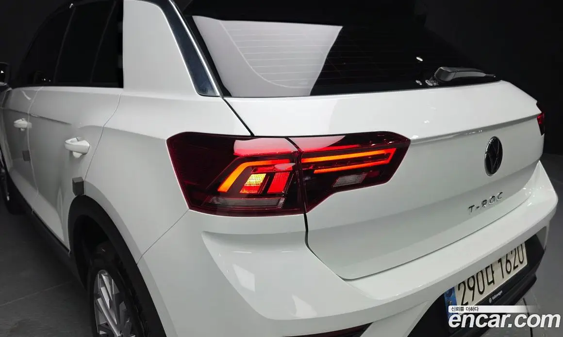 Volkswagen T-Roc 2022 2.0 автомат (гидро), фото 9 Volkswagen T-Roc 2022 2.0 автомат (гидро), фото 9
