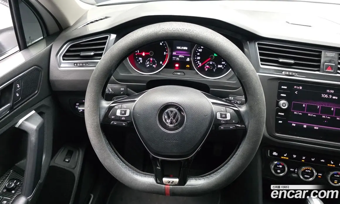 Volkswagen Tiguan 2018 2.0 автомат (гидро), фото 19