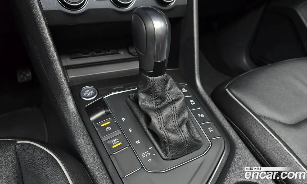 Volkswagen Tiguan 2019 2.0 автомат (гидро), фото 11