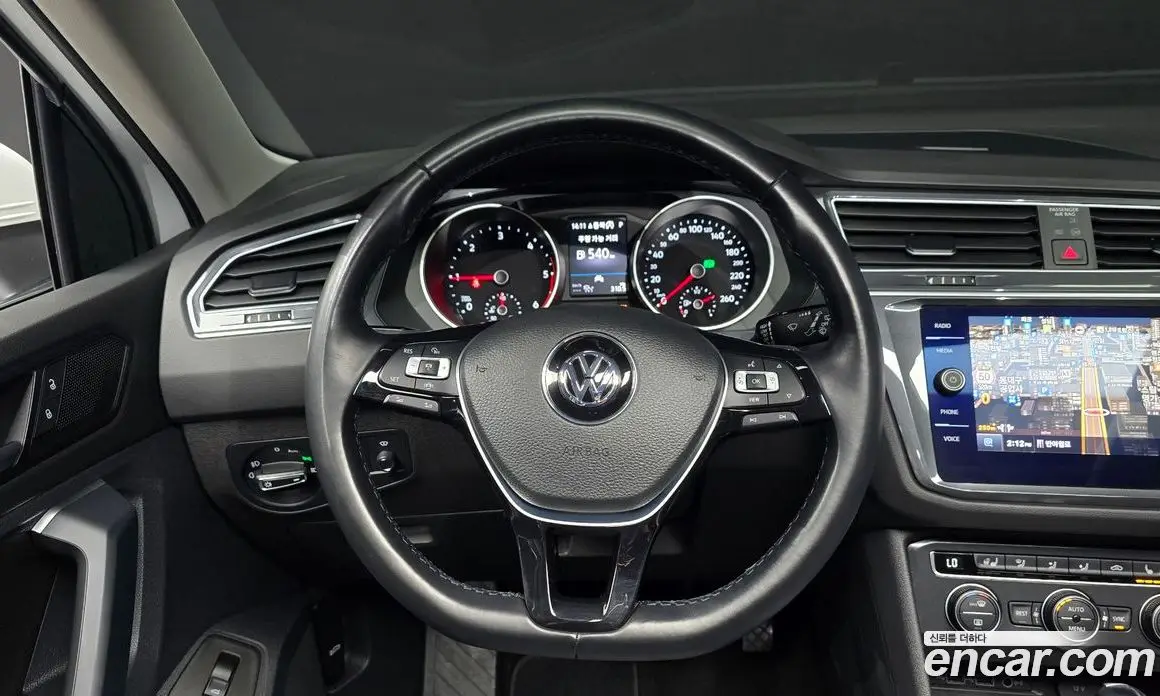 Volkswagen Tiguan 2019 2.0 автомат (гидро), фото 18