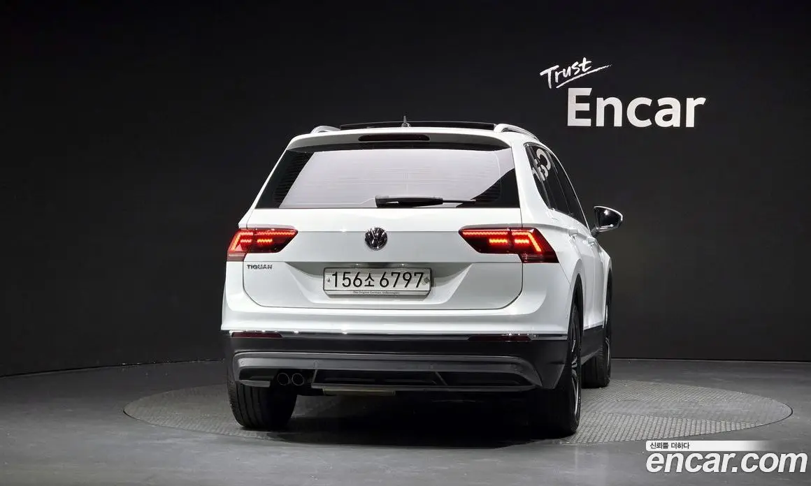 Volkswagen Tiguan 2019 2.0 автомат (гидро), фото 3