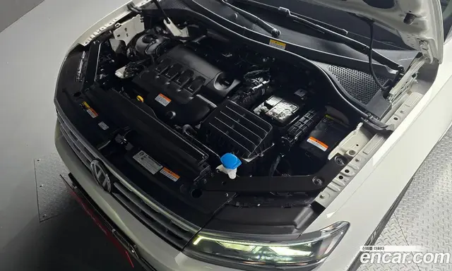 Volkswagen Tiguan 2019 2.0 автомат (гидро), миниатюра 5