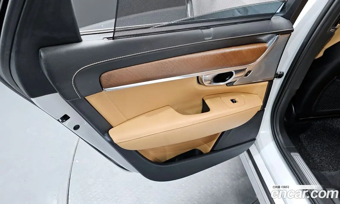 Volvo S90 2019 2.0 автомат (гидро), фото 15 Volvo S90 2019 2.0 автомат (гидро), фото 15