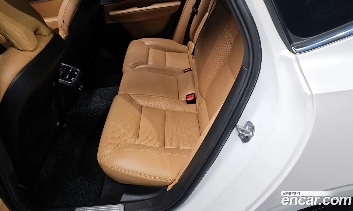 Volvo S90 2019 2.0 автомат (гидро), фото 16 Volvo S90 2019 2.0 автомат (гидро), фото 16