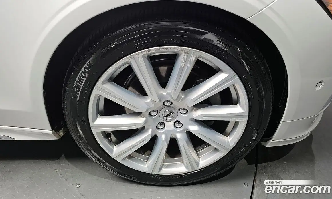 Volvo S90 2019 2.0 автомат (гидро), фото 7 Volvo S90 2019 2.0 автомат (гидро), фото 7