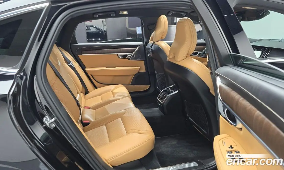 Volvo S90 2021 2.0 автомат (гидро), фото 17 Volvo S90 2021 2.0 автомат (гидро), фото 17