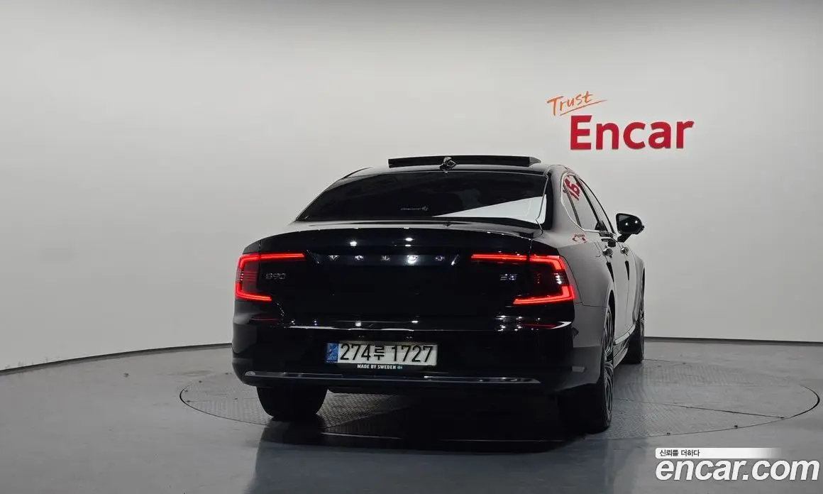 Volvo S90 2021 2.0 автомат (гидро), фото 4 Volvo S90 2021 2.0 автомат (гидро), фото 4