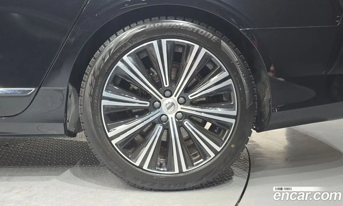 Volvo S90 2021 2.0 автомат (гидро), фото 7 Volvo S90 2021 2.0 автомат (гидро), фото 7