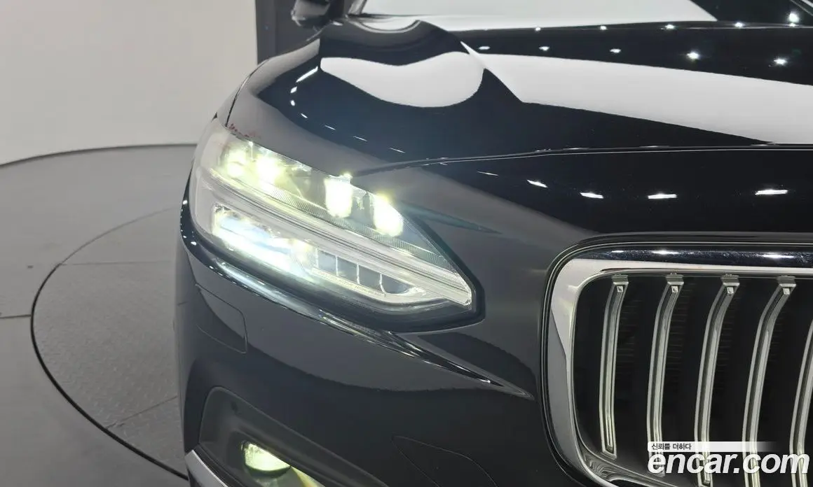 Volvo S90 2021 2.0 автомат (гидро), фото 8 Volvo S90 2021 2.0 автомат (гидро), фото 8