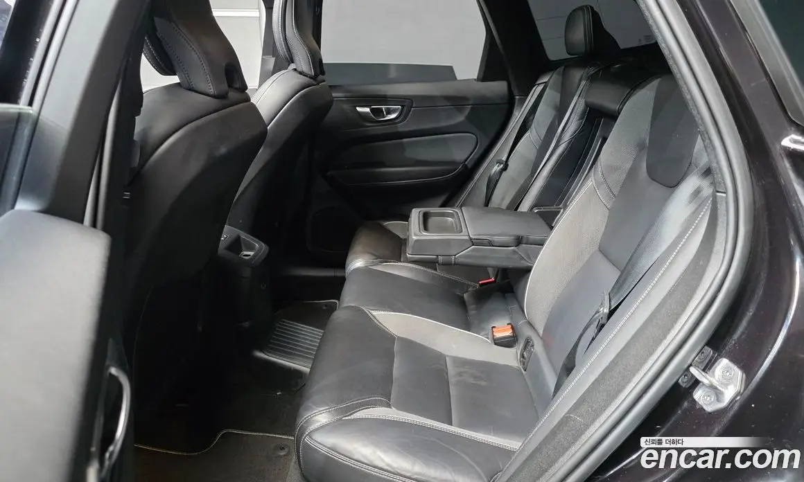 Volvo XC60 2021 2.0 автомат (гидро), фото 18 Volvo XC60 2021 2.0 автомат (гидро), фото 18
