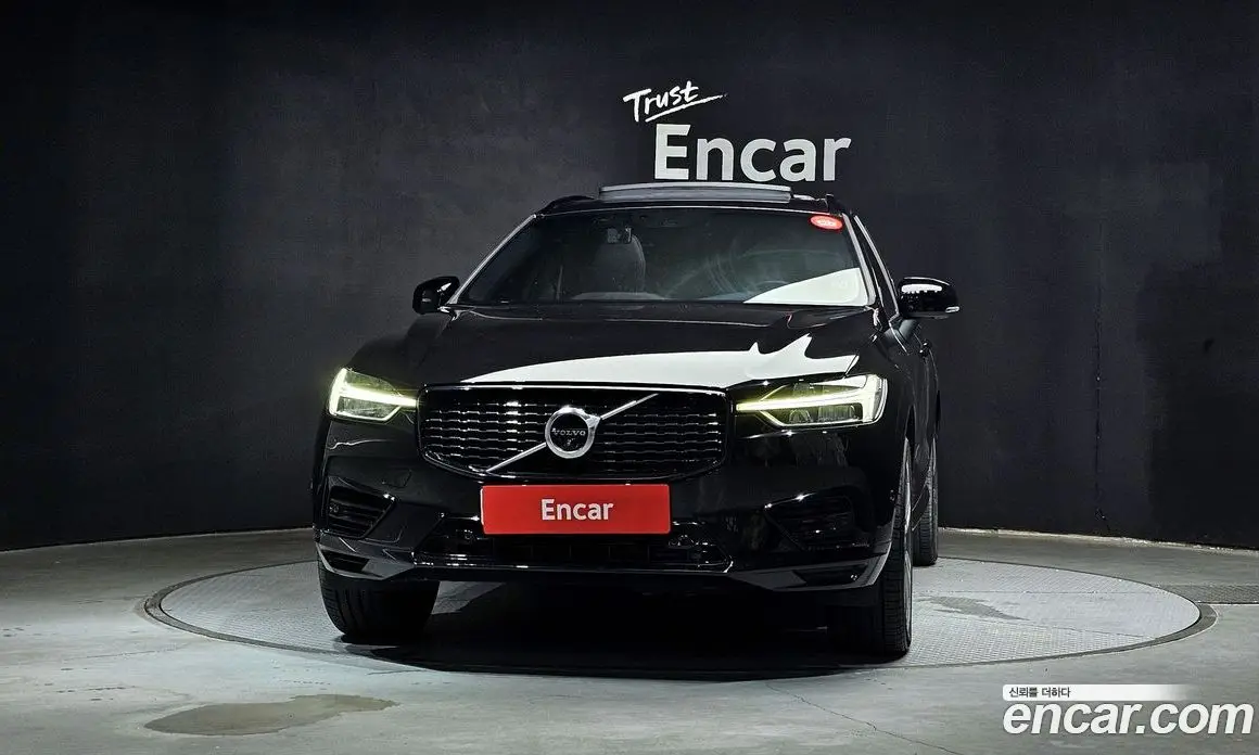 Volvo XC60 2021 2.0 автомат (гидро), фото 3 Volvo XC60 2021 2.0 автомат (гидро), фото 3