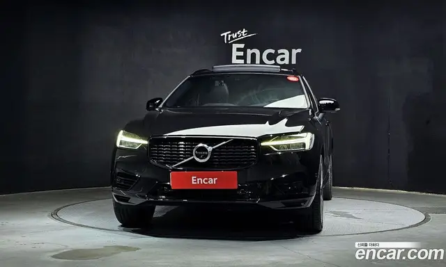 Volvo XC60 2021 2.0 автомат (гидро), миниатюра 3 Volvo XC60 2021 2.0 автомат (гидро), миниатюра 3