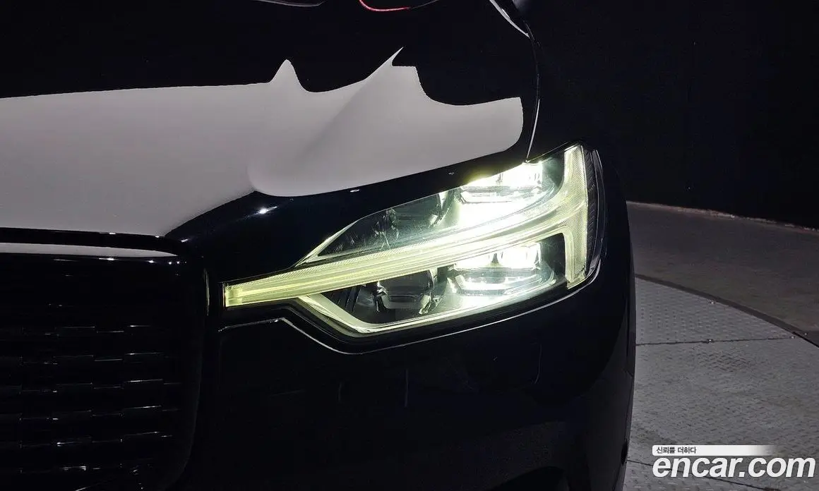 Volvo XC60 2021 2.0 автомат (гидро), фото 8 Volvo XC60 2021 2.0 автомат (гидро), фото 8
