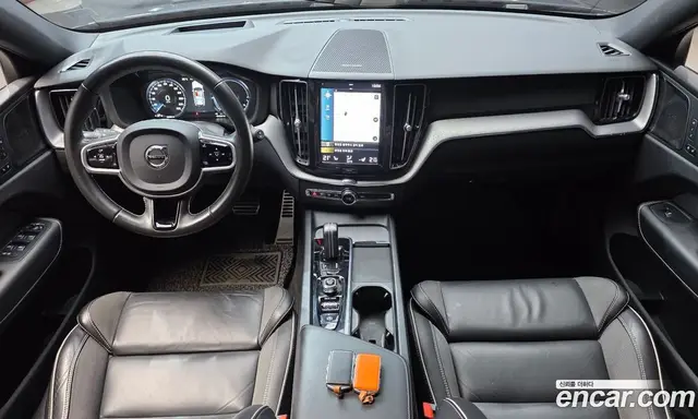 Volvo XC60 2021 2.0 автомат (гидро), миниатюра 10 Volvo XC60 2021 2.0 автомат (гидро), миниатюра 10