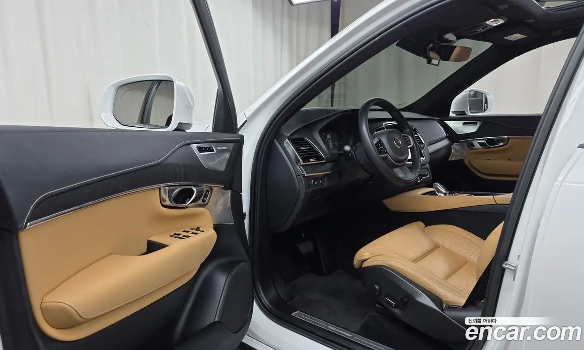 Volvo XC90 2022 2.0 автомат (гидро), фото 13 Volvo XC90 2022 2.0 автомат (гидро), фото 13