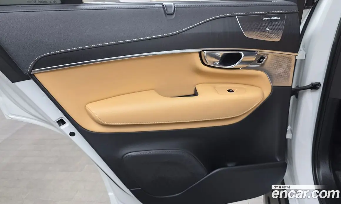 Volvo XC90 2022 2.0 автомат (гидро), фото 15 Volvo XC90 2022 2.0 автомат (гидро), фото 15