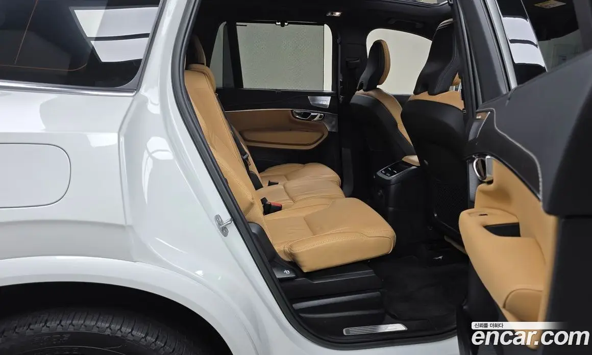 Volvo XC90 2022 2.0 автомат (гидро), фото 17 Volvo XC90 2022 2.0 автомат (гидро), фото 17