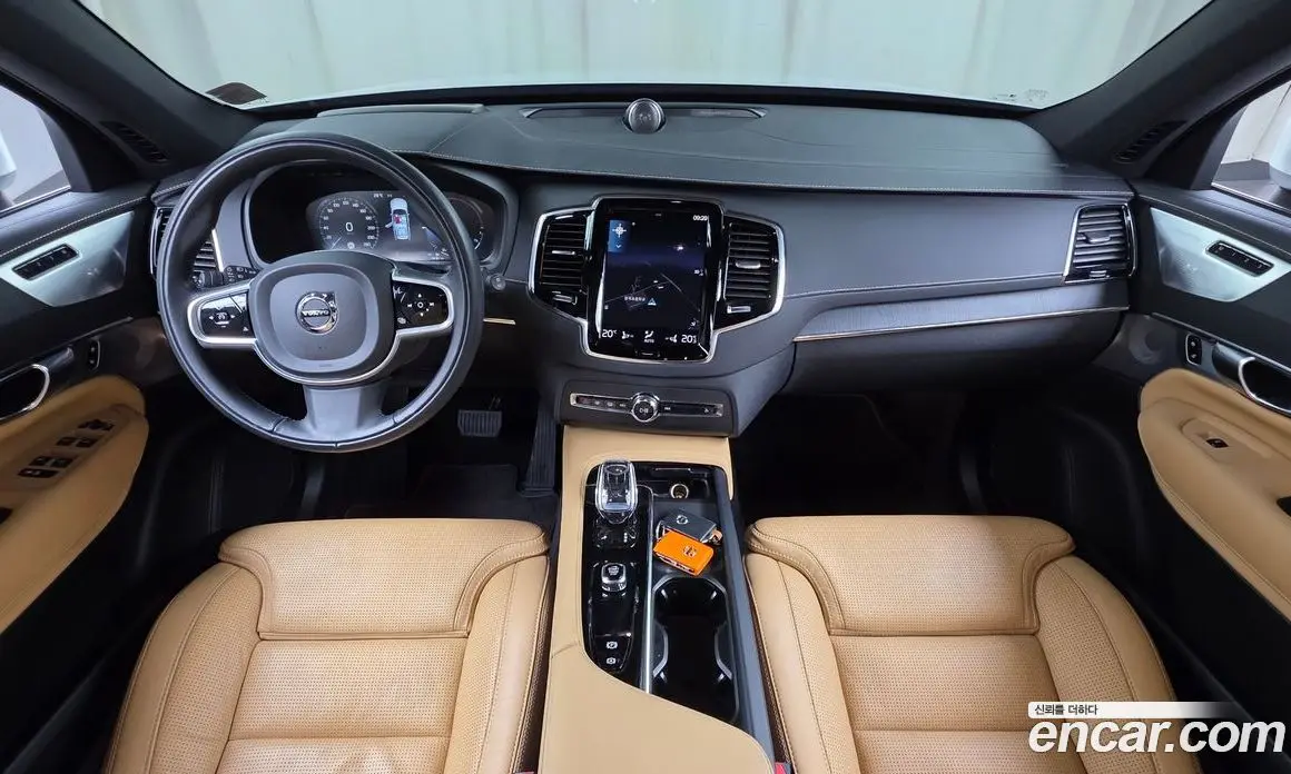 Volvo XC90 2022 2.0 автомат (гидро), фото 10 Volvo XC90 2022 2.0 автомат (гидро), фото 10