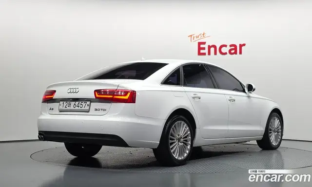 Audi A6 2012 2.0 автомат (гидро), миниатюра 2