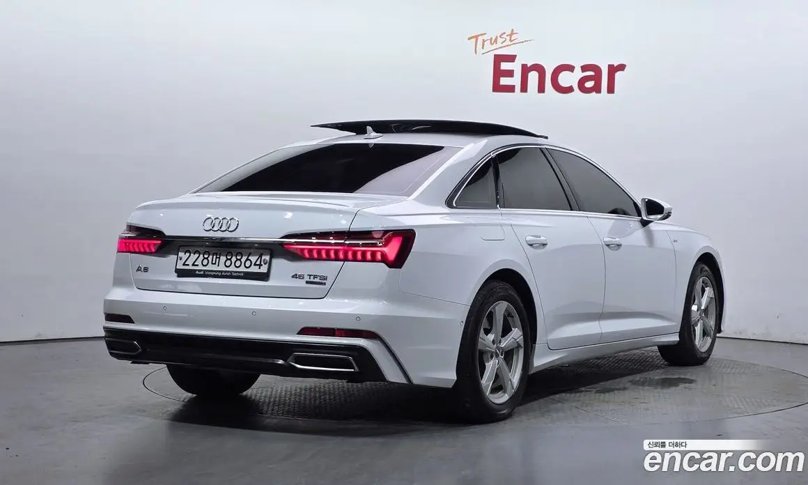 Audi A6 2019 2.0 автомат (гидро), фото 2