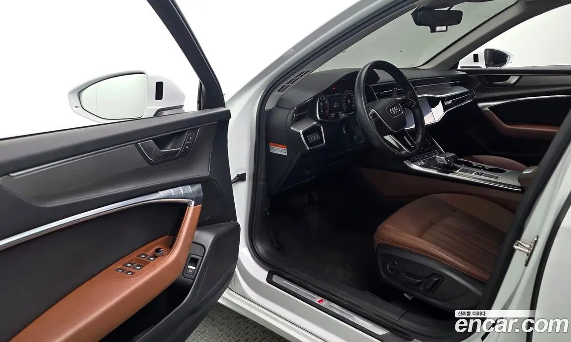 Audi A6 2019 2.0 автомат (гидро), фото 13