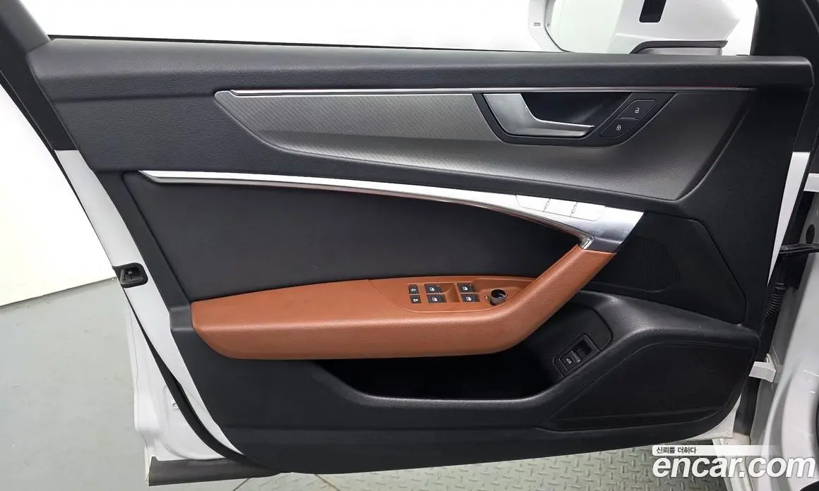 Audi A6 2019 2.0 автомат (гидро), фото 14