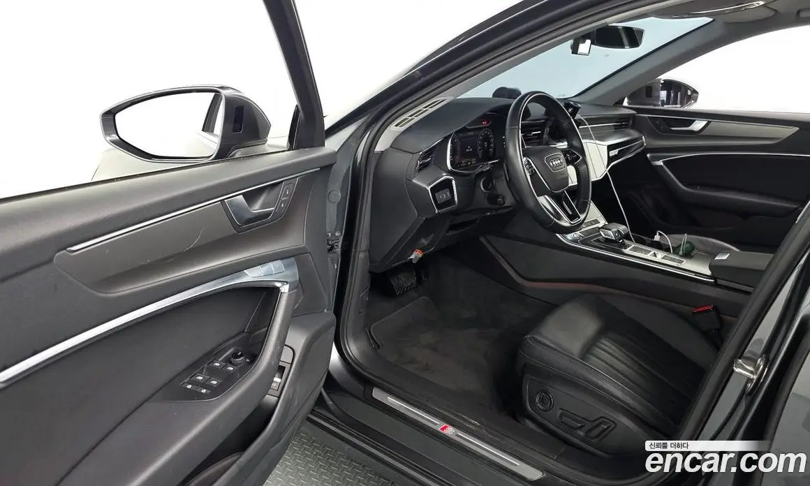 Audi A6 2020 2.0 автомат (гидро), фото 13
