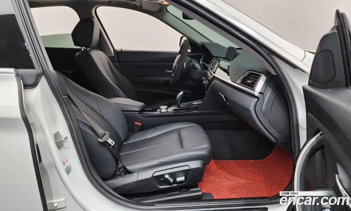 BMW 3 серия 2020 2.0 автомат (гидро), фото 17