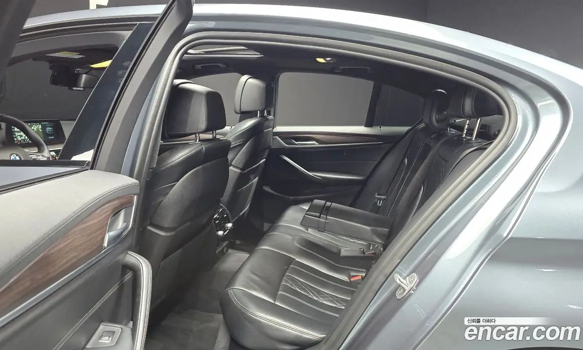 BMW 5 серия 2017 2.0 автомат (гидро), фото 16 BMW 5 серия 2017 2.0 автомат (гидро), фото 16