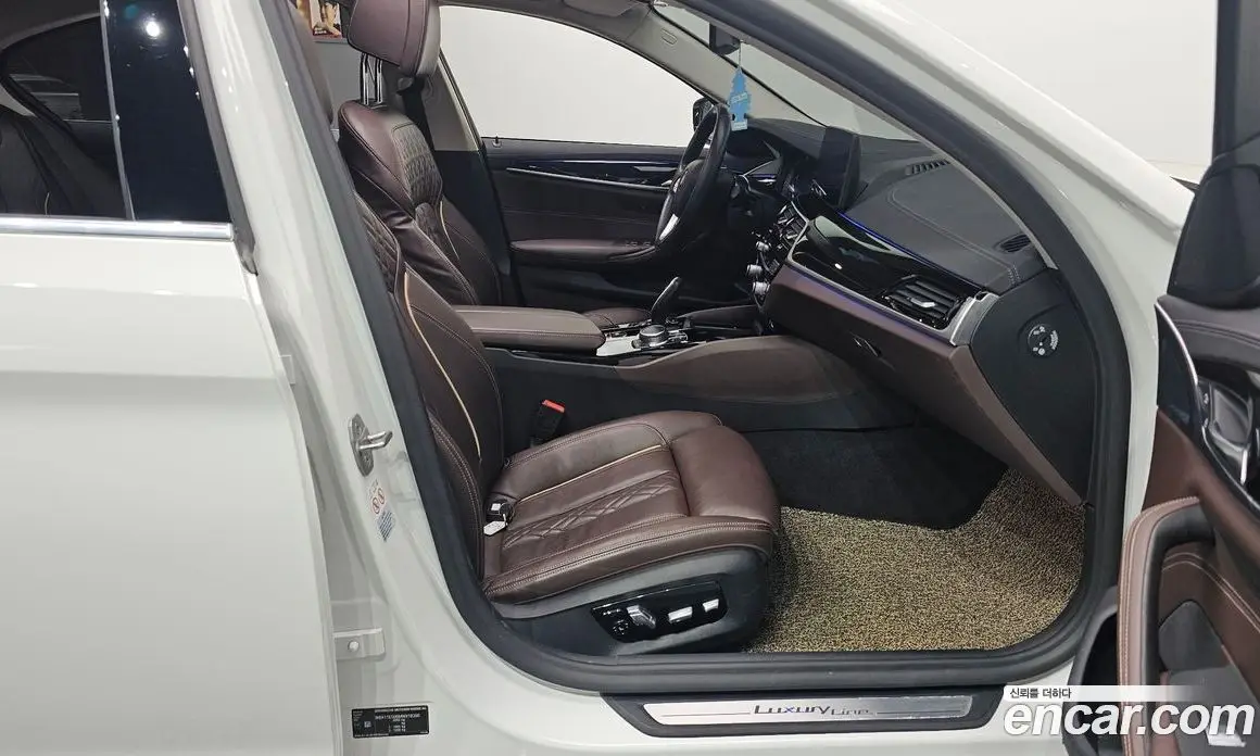 BMW 5 серия 2021 2.0 автомат (гидро), фото 16