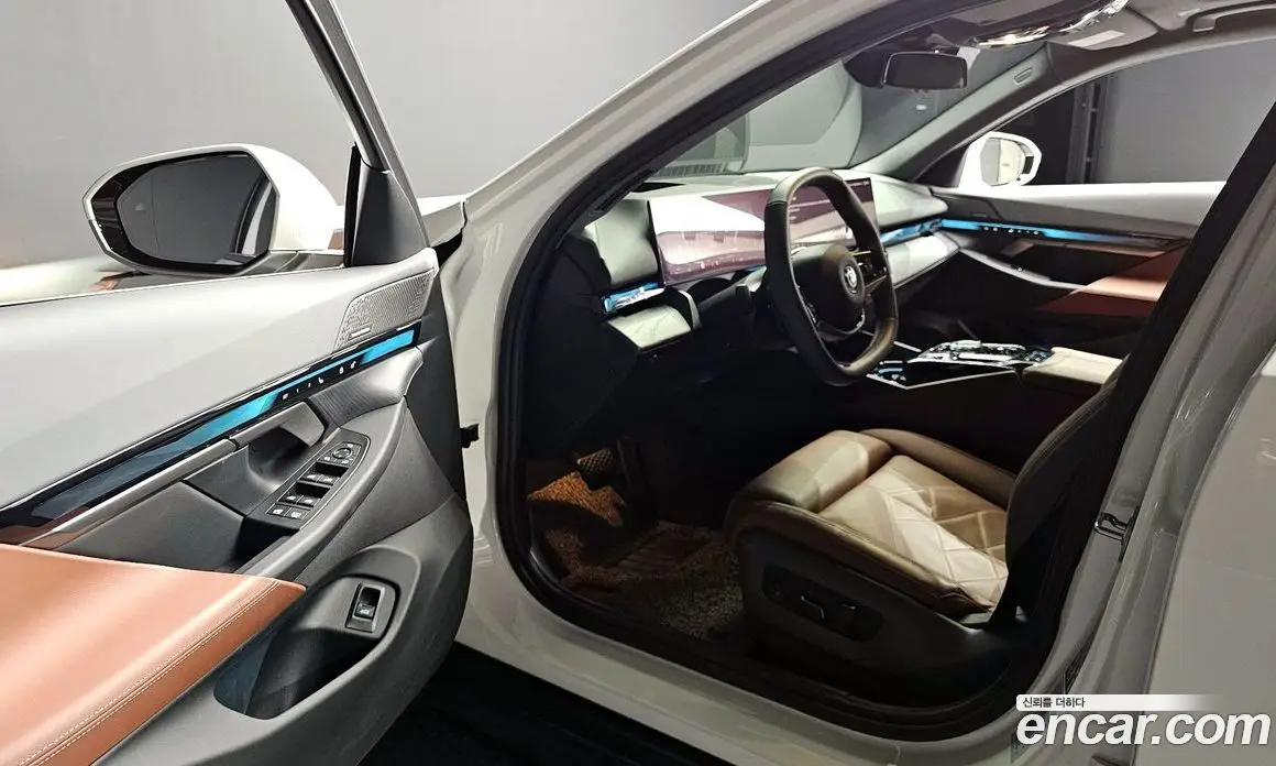 BMW 5 серия 2023 2.0 автомат (гидро), фото 13