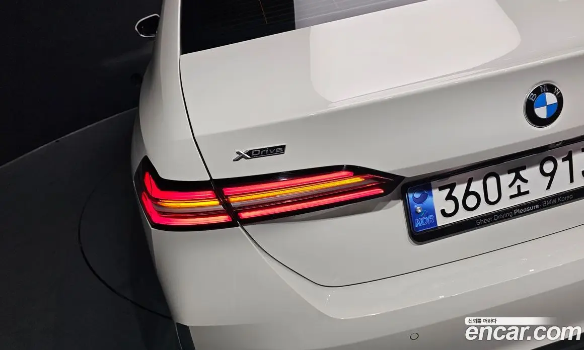 BMW 5 серия 2023 2.0 автомат (гидро), фото 9