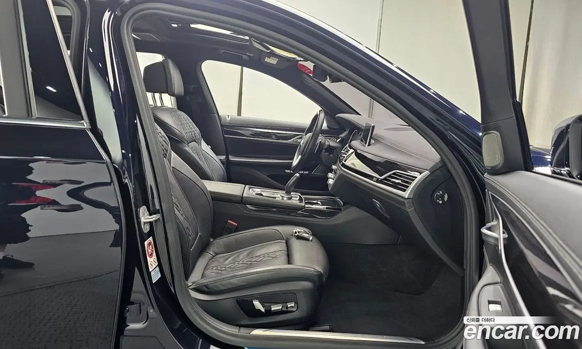 BMW 7 серия 2017 3.0 автомат (гидро), фото 16